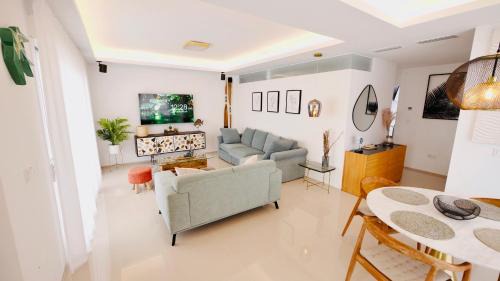 Rojales Apartment | Fortuna Penthouse with roof terrace, AC and pool