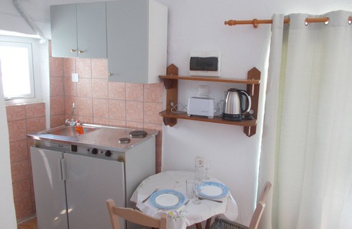 Kamilari Apartment | Fotinis Studio 24 tm