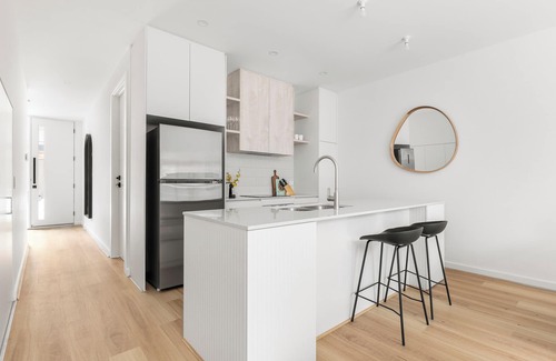 Bowden Apartment | Foundry Lane Apartments by Urban Rest