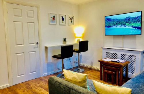 Cowley Apartment | Fountain View 1BR Flat-Free Parking