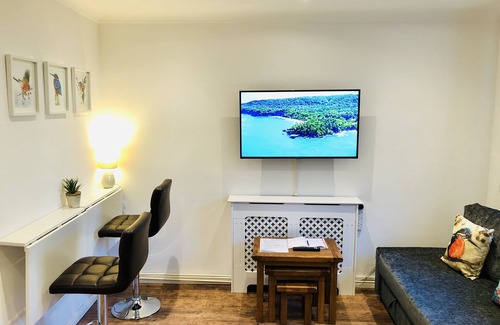 Cowley Apartment | Fountain View 1BR Flat-Free Parking