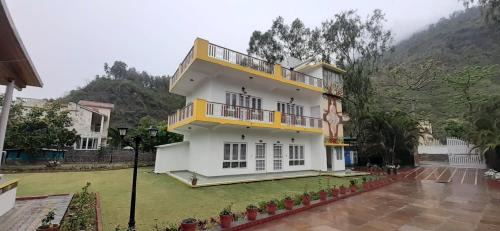 Bullawala Resort | Four Banyans Spirit & Nature Resort