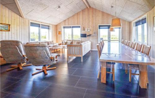 Agger House | Four-Bedroom Holiday Home In Vestervig