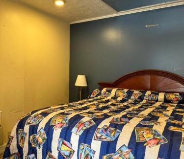 Conway Hotel | FOUR OAKS