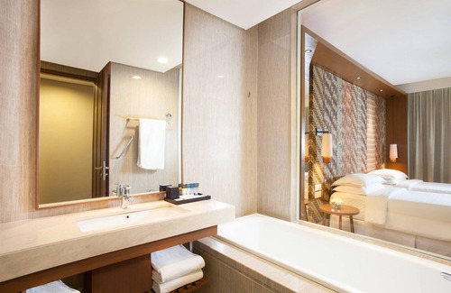 Petitenget Hotel | Four Points by Sheraton Bali Seminyak