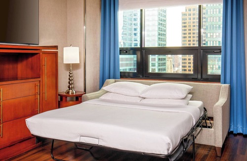 Garment District Hotel | Four Points by Sheraton Midtown-Times Square