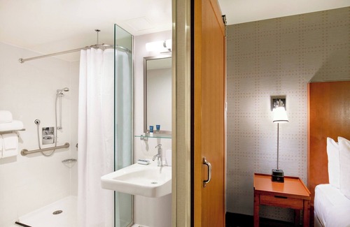 Garment District Hotel | Four Points by Sheraton Midtown-Times Square