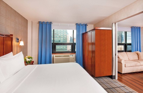 Garment District Hotel | Four Points by Sheraton Midtown-Times Square