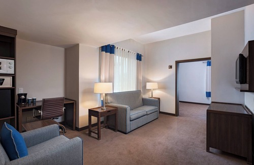 Monterrey Hotel | Four Points by Sheraton Galerias Monterrey