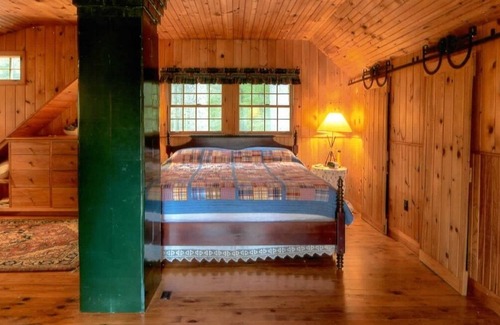 Denmark Cottage | Four Season Cottage On Moose Pond