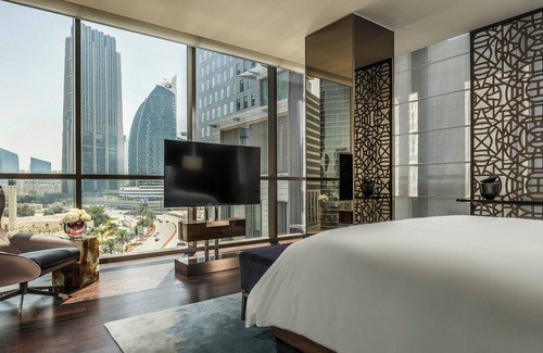 Trade Center Hotel | Four Seasons Hotel Dubai International Financial Centre