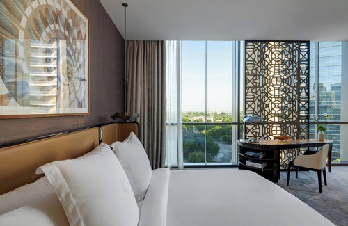 Trade Center Hotel | Four Seasons Hotel Dubai International Financial Centre