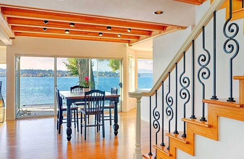 South Colby House | Four Stone Beach House Near Seattle, Vashon Island Washington