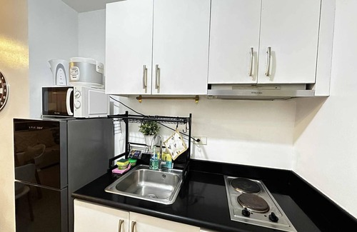 Bel-Air Condo | Fourth's Jazz Cozy Pad