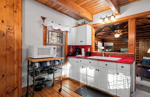 Big Bear City Cabin | Fox Cabin