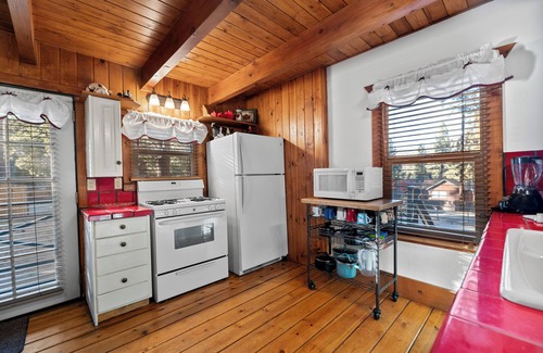 Big Bear City Cabin | Fox Cabin