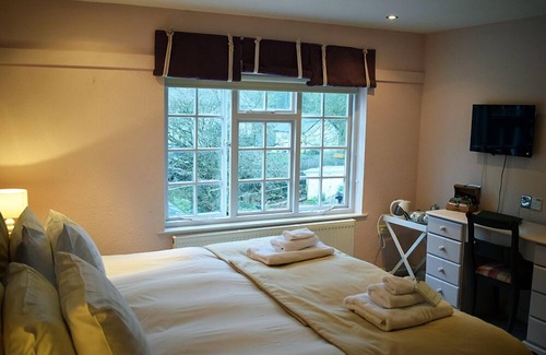 Llancarfan Hotel | Fox & Hounds