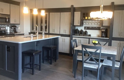 Fox Island Apartment | FOX LODGE - Relax. Refresh. Restore. (2-bdrm, pool, hot tub & view!)