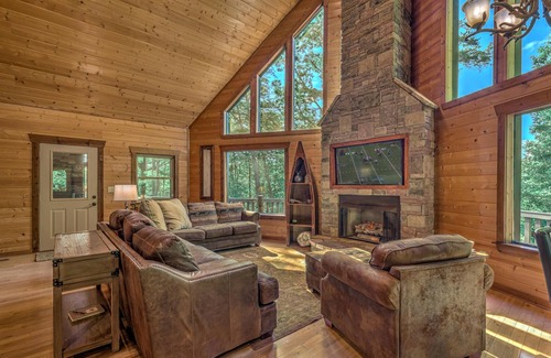 Foxfire Estates Cabin | Foxhollow by Escape to Blue Ridge