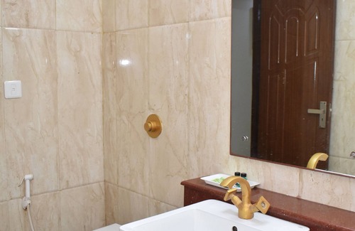 Rakabganj Hotel | Foxoso Taj View Hotel