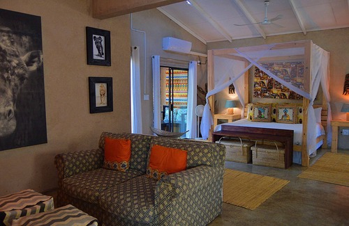 Marloth Park Ski Chalet | Foxy Crocodile Bush Retreat