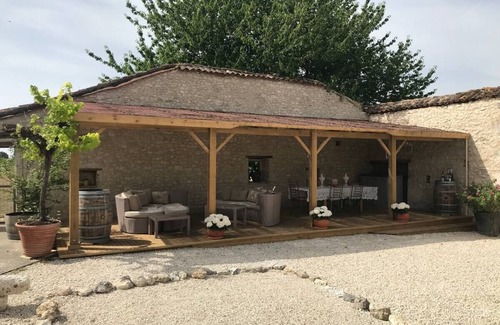 Sainte-Eulalie-d'Eymet Cottage | Peaceful French gite in beautiful rural setting