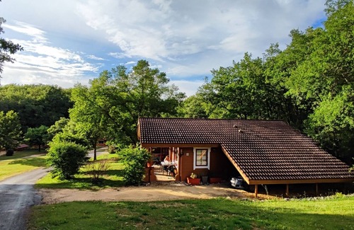 Serignac Ski Chalet | France - Charming Nordic-style chalet for 6 people 40km from Cahors.