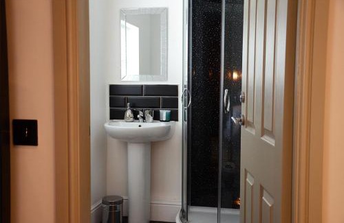 Disley Cabin | Frankies Lodge