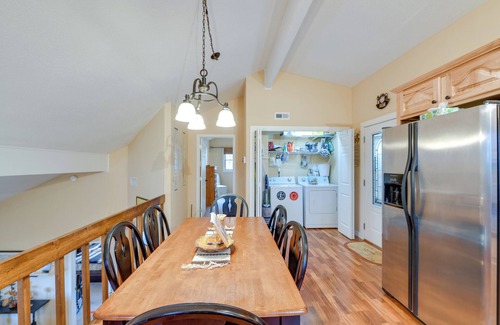 Franklin Cabin | Franklin Cabin: Deck with Smoky Mountain Views!