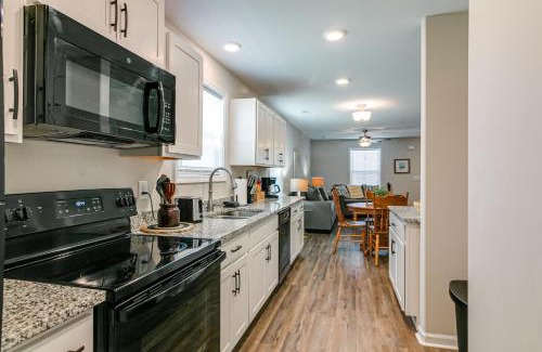 Clarksville House | Franklin Haven by Johnathan (1010 Franklin, #B)