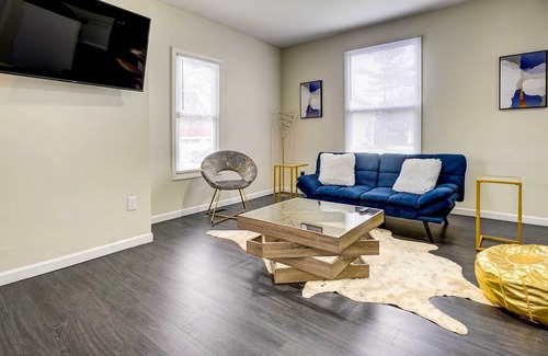 West Columbus House | Franklinton Home w/ Yard, Near Downtown Columbus!
