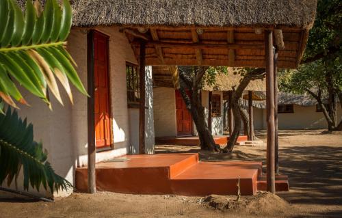 Thorny Bush Game Reserve Cabin | Franks Bush Camp