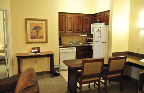 Okemos Condo | Free Breakfast Buffet. Near Michigan State University.