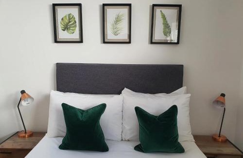 Cambridge Hotel | Free Parking - Perfect Location - City Centre Guest House Cambridge Edition By Luxiety Stays