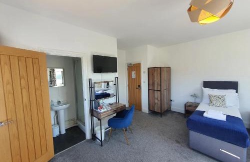 Cambridge Hotel | Free Parking - Spacious Rooms - City Centre Guest House Cambridge Edition By Luxiety Stays