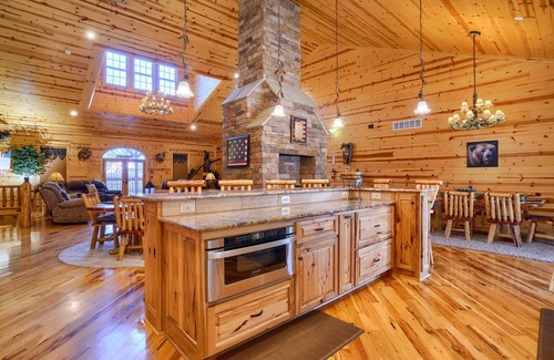 Rockbridge Apartment | Freedom Lodge by Turkey Ridge Lodges