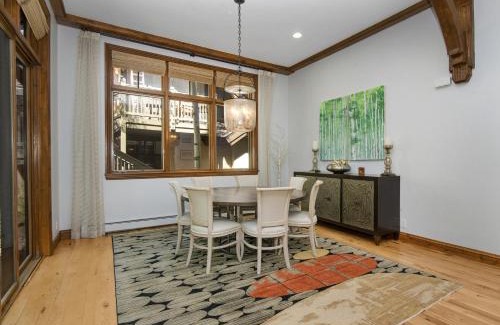 Edwards House | Freemont building F4 townhouse