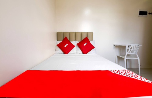 Baclaran Hotel | Freemont Place