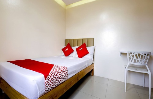 Baclaran Hotel | Freemont Place