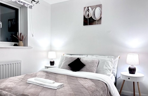 Bletchley House | FreeParking | Work&Leisure | Sleeps 5 | MK Centre