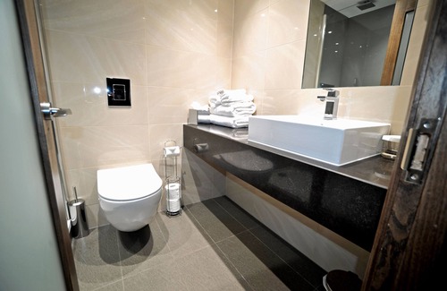 Churt Hotel | Frensham Pond Country House Hotel & Spa