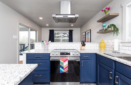 Belton House | Fresh and fun Belton lake view home