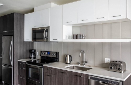 Yesler Terrace Apartment | Fresh First Hill Jr 1BR w/Gym, Lounge & BBQ, nr Park, by Blueground