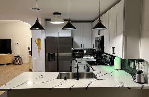 Rancho Nevada Estates House | Freshly Remodeled Stylish House