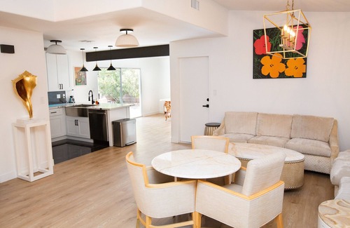 Rancho Nevada Estates House | Freshly Remodeled Stylish House