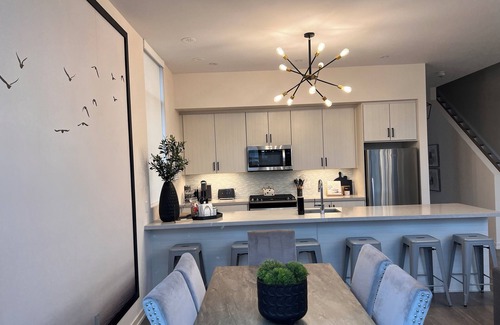 Innisfil House | Friday Harbour Luxury Resort, come enjoy luxury living at the harbour.