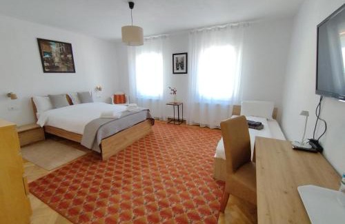Centrul Nou House | FRIENDS House - Central Station - Self Check-in