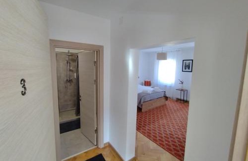 Centrul Nou House | FRIENDS House - Central Station - Self Check-in