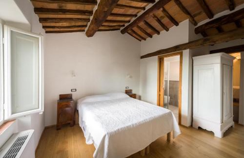Cortona House | fringuello