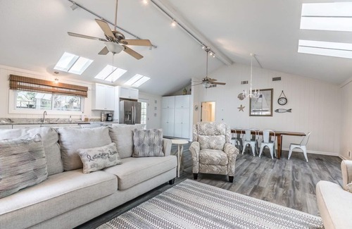 Saint Helena Island House | Fripp Island/Multi Family Friendly/Dog Friendly/Spacious 3rd Row home/6 Seater Golf cart incl/-703 Amberjack